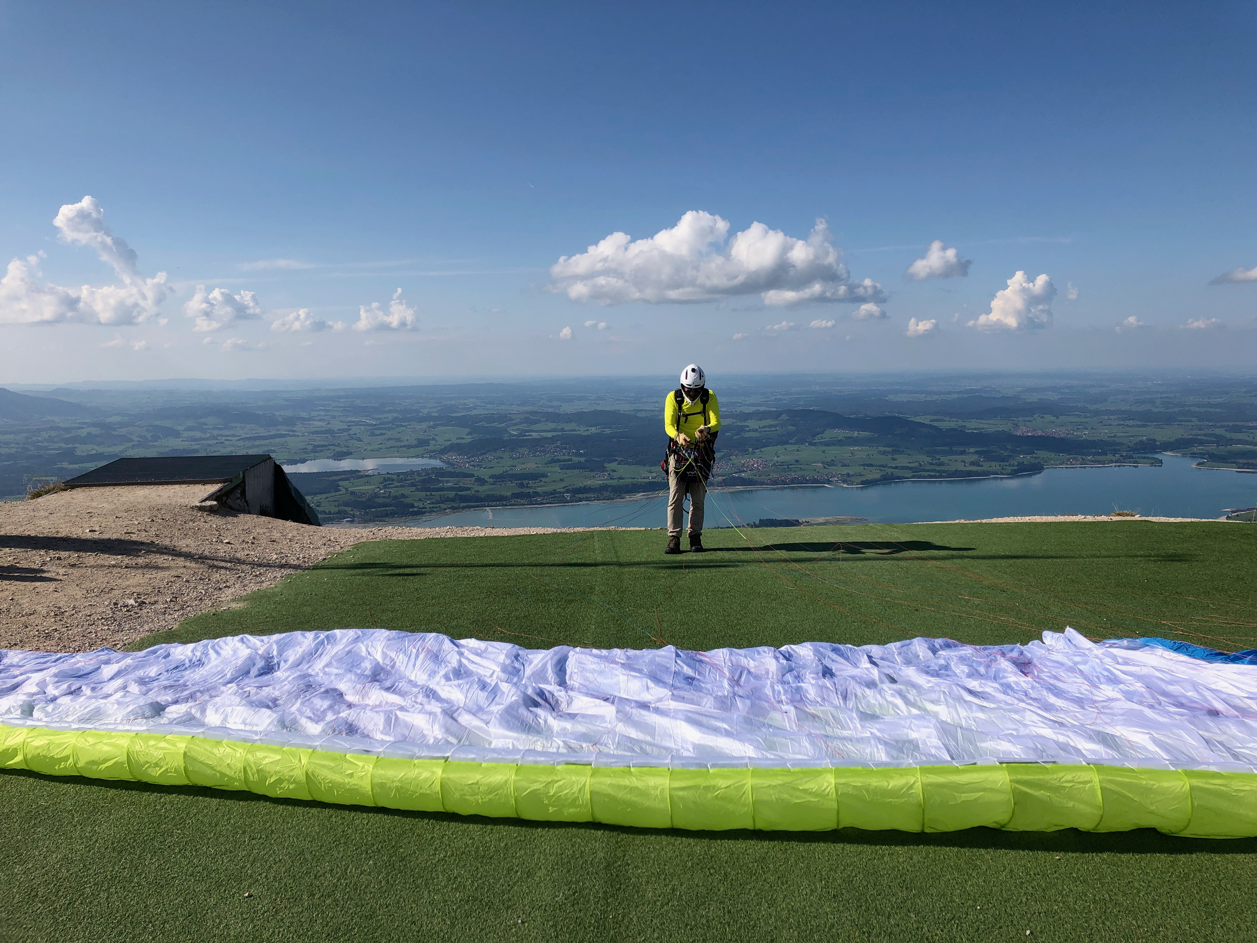  Pavlo at launch above King Ludwig's castle 