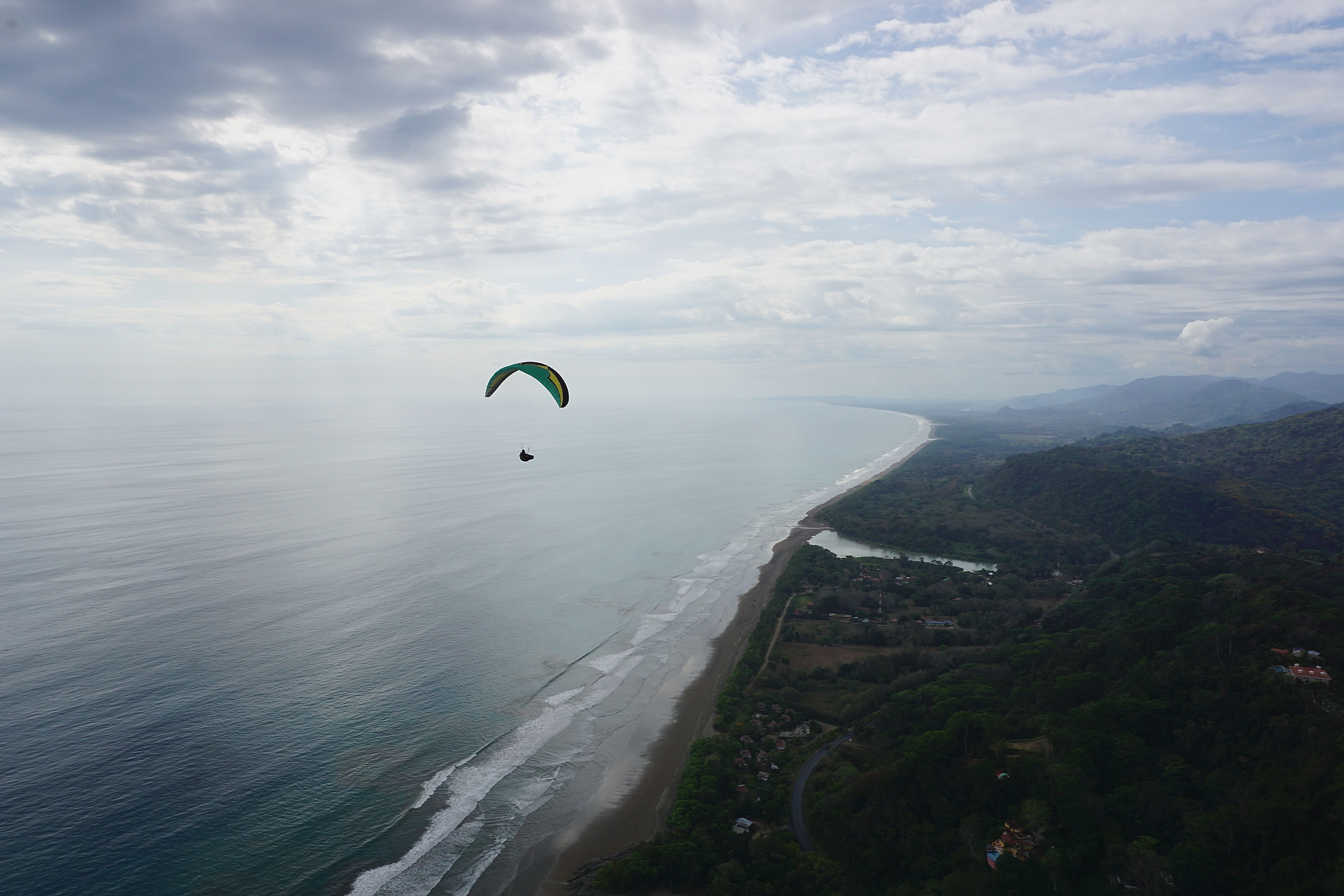 paragliding in Costa Rica with Paracrane tours